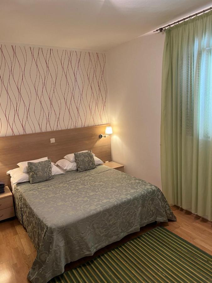Apartments Radulovic Cattaro Esterno foto