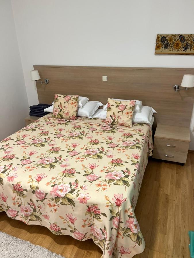 Apartments Radulovic Cattaro Esterno foto